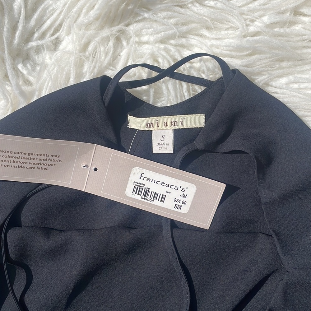 Black spaghetti strap blouse - Picture 2 of 2
